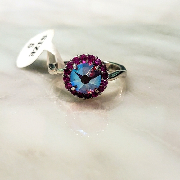 Fragrant Jewels Fashion Ring size 5 - Picture 1 of 3